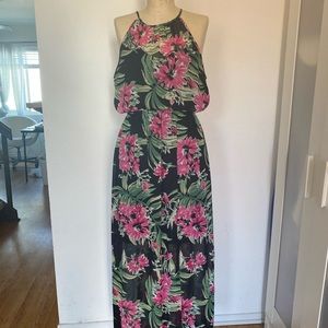 Beautiful multicolor long dress. Size L.